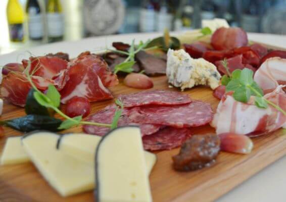 Charcuterie-and-Wine-Pairing